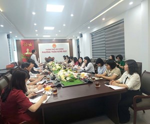 Khoa Nhà nước và pháp luật tổ chức nghiên cứu thực tế tại  phường Trần Hưng Đạo, thành phố Hải Phòng